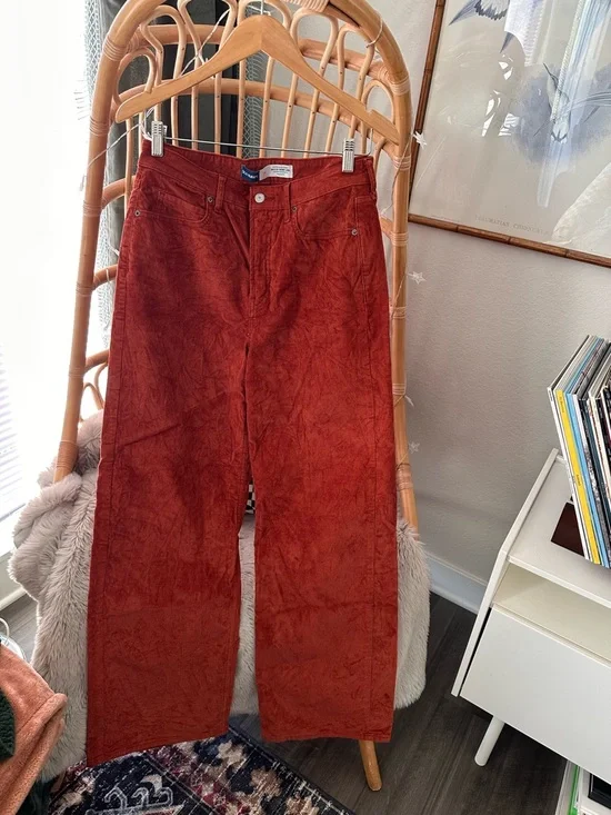 Old Navy Wide-Leg Corduroy Pants in Rust Orange - Picture 2 of 4
